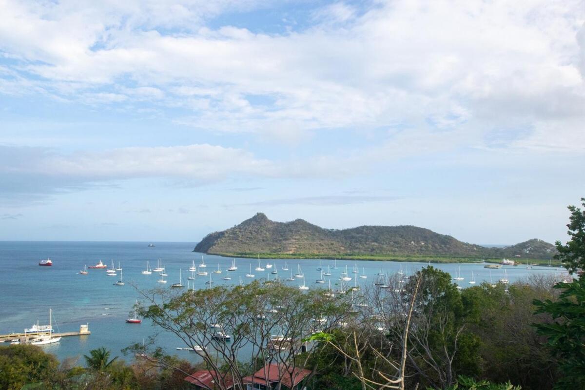 Garnet--A Gem At Dee'S Pearl Villa Carriacou Exterior photo