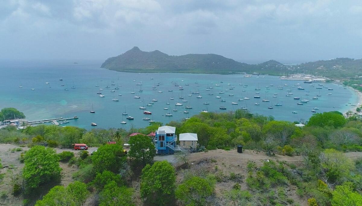 Garnet--A Gem At Dee'S Pearl Villa Carriacou Exterior photo