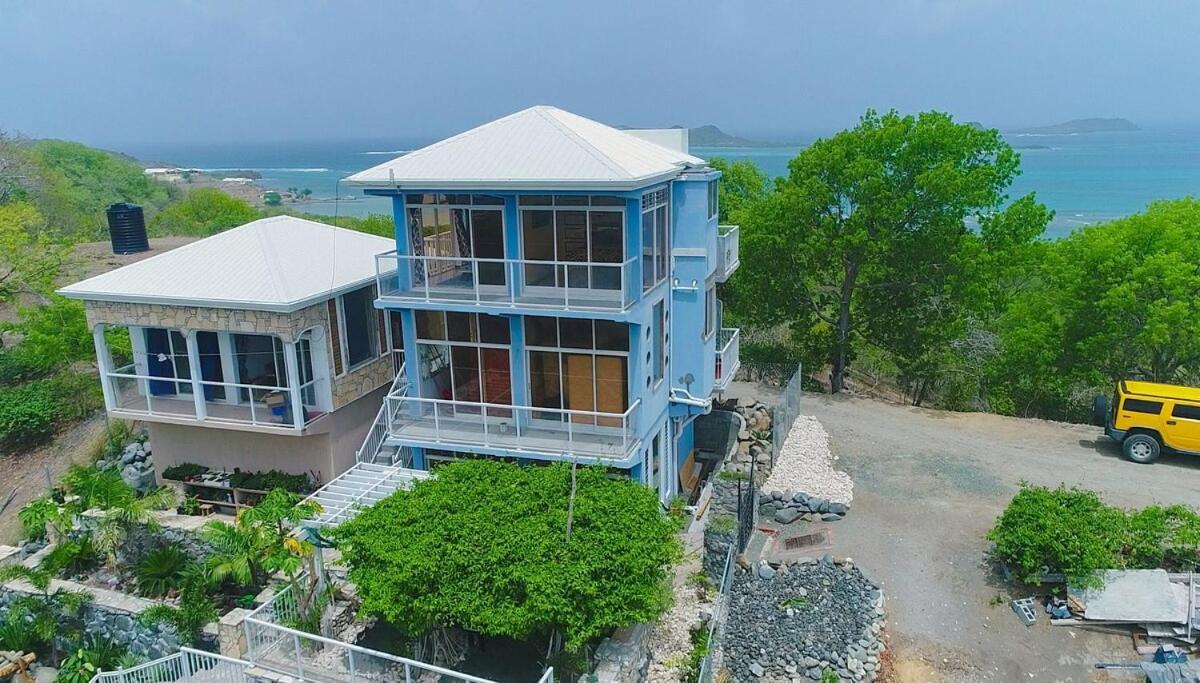 Garnet--A Gem At Dee'S Pearl Villa Carriacou Exterior photo